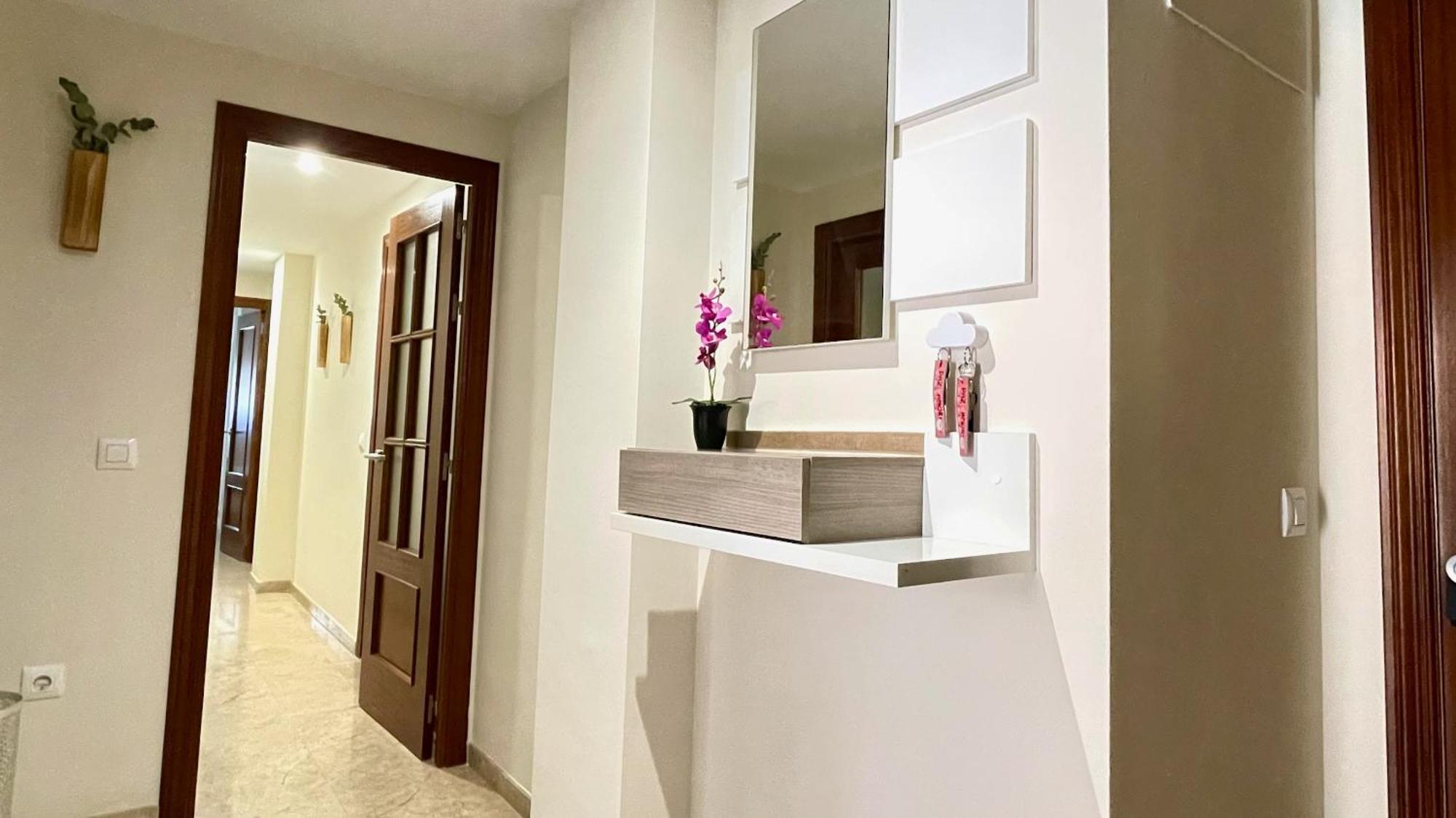 Apartamento Nuevo, Con Parking Gratuito Y A Un Paso Del Casco Historico Córdoba